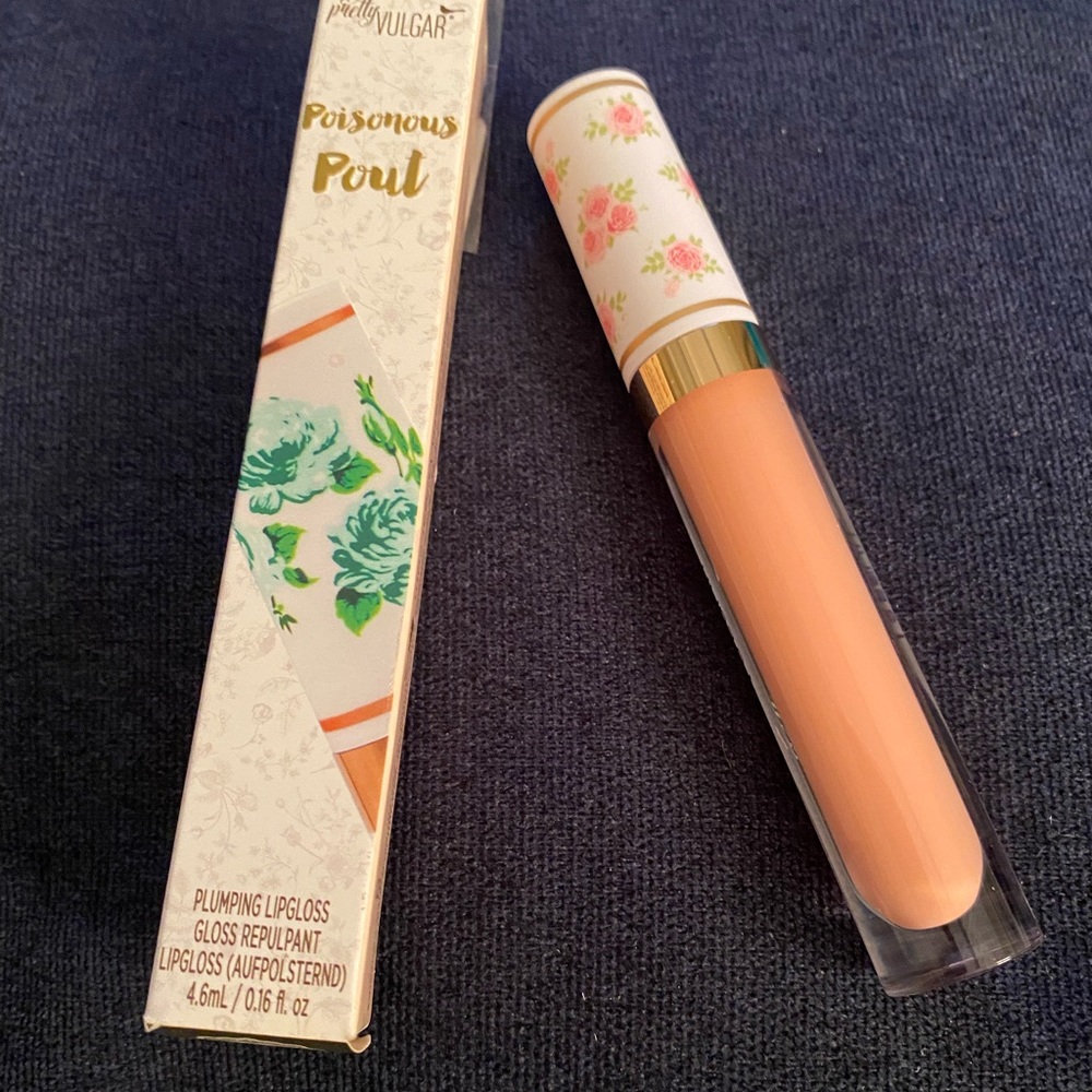 Pretty vulgar poisonous pout plumping lipgloss